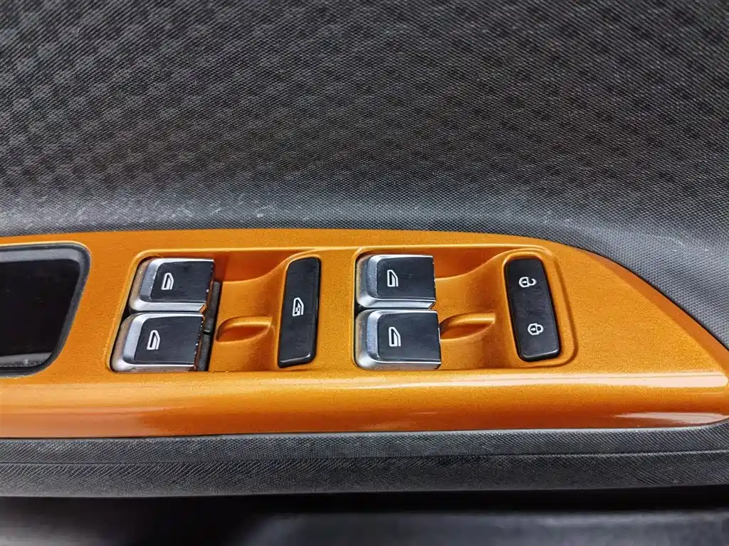 GEELY AUTOMOBILE VISION X1