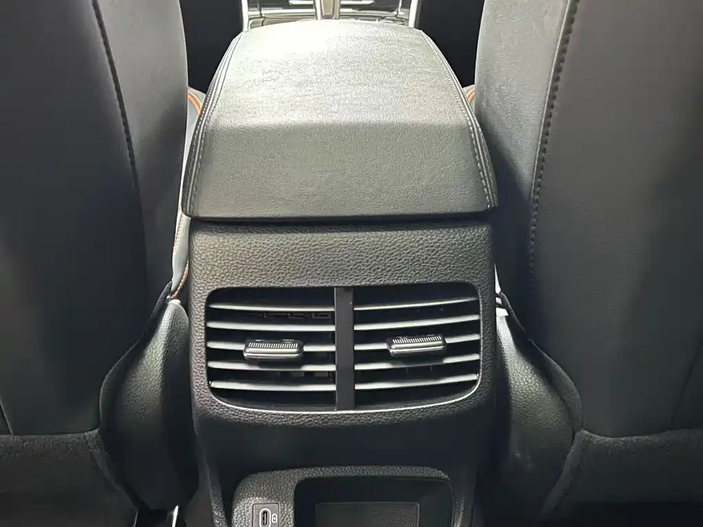 Kia Seltos — миниатюра 8