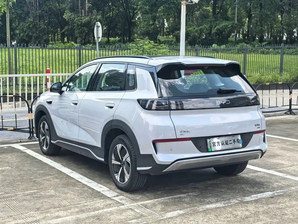 BYD Морской лев 05 EV — миниатюра 15