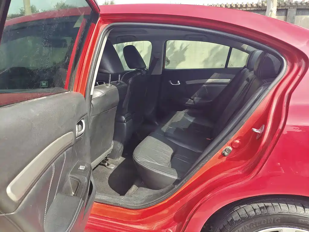 Honda Civic — миниатюра 8