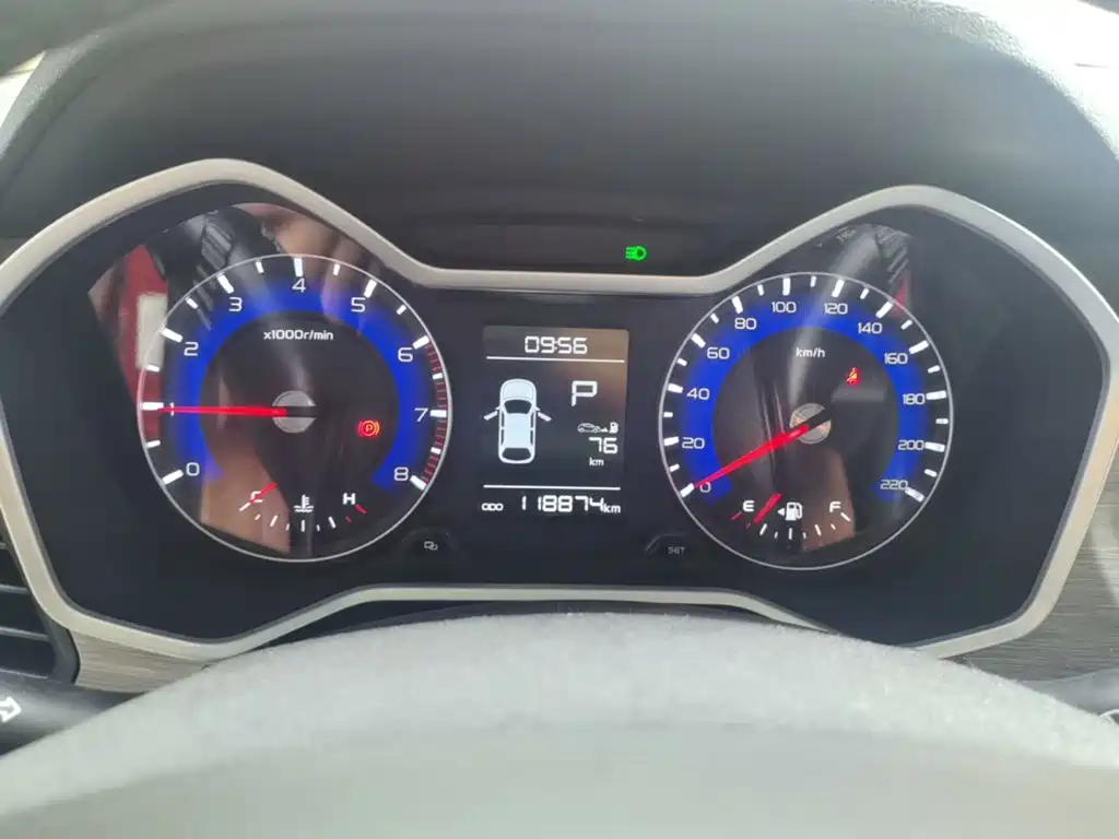 Geely Vision X3 — миниатюра 12