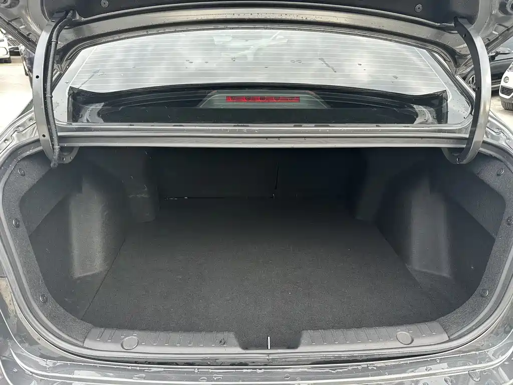 Changan Eado 2023 Enjoy PLUS NE 1.4T GDI DCT Luxury
