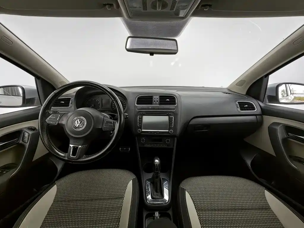 Volkswagen Polo — миниатюра 5