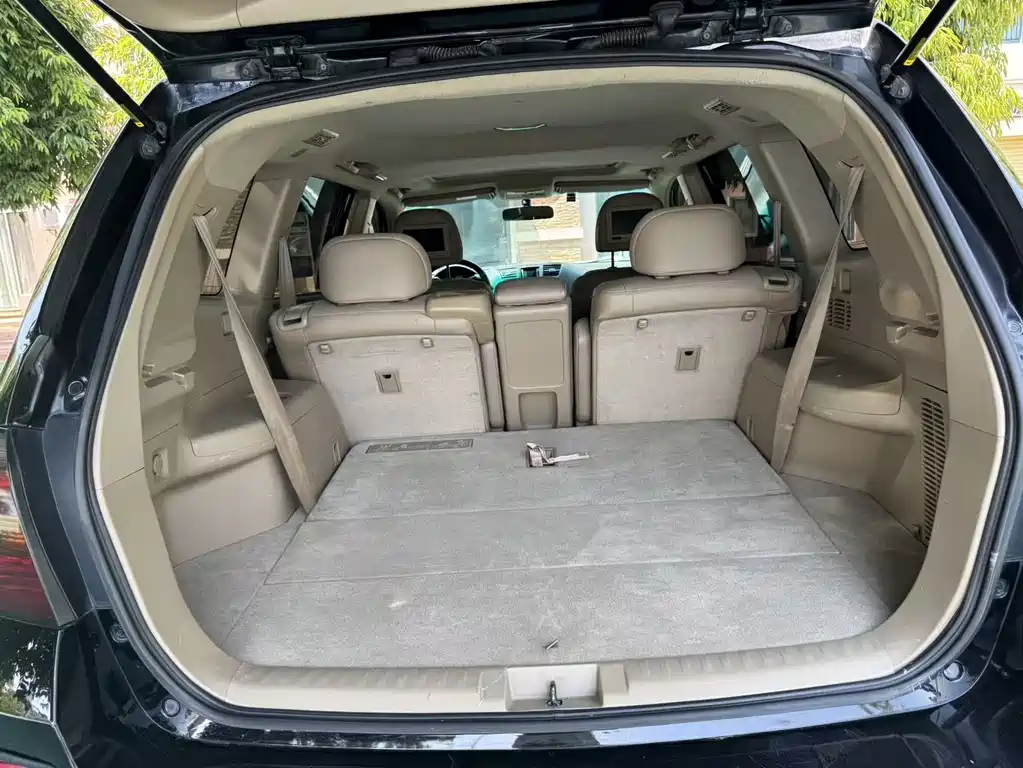 Toyota Highlander — миниатюра 19