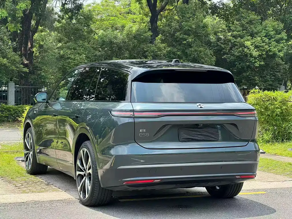 NIO ES8 — миниатюра 6