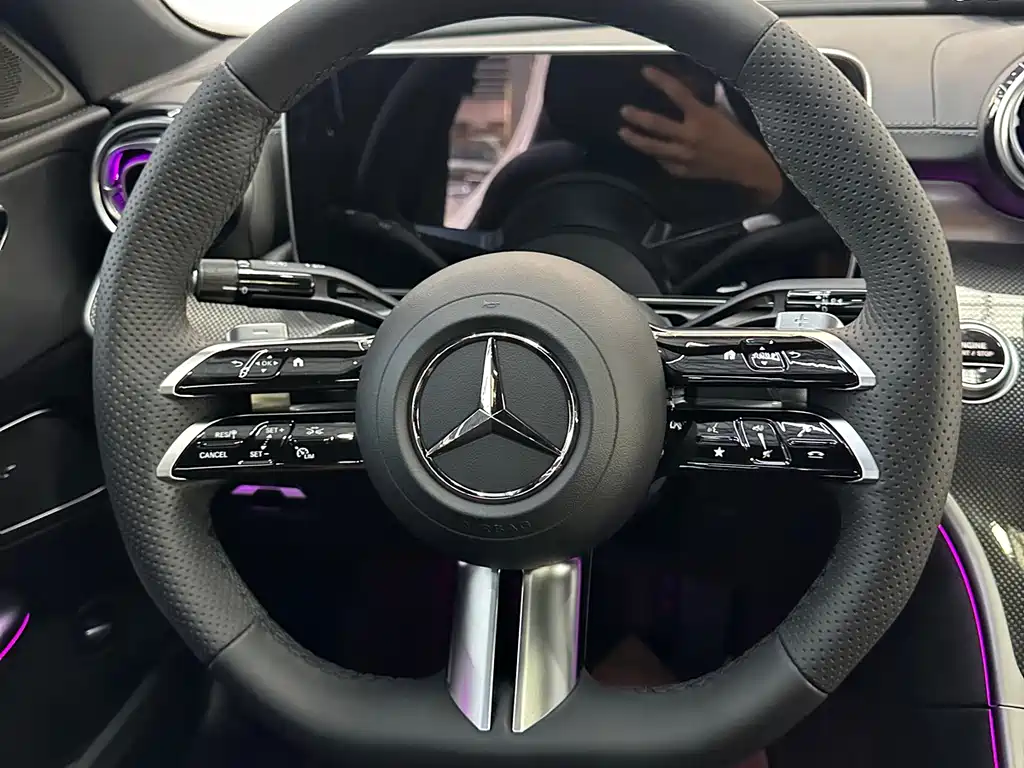 Mercedes-Benz C-Class — миниатюра 17