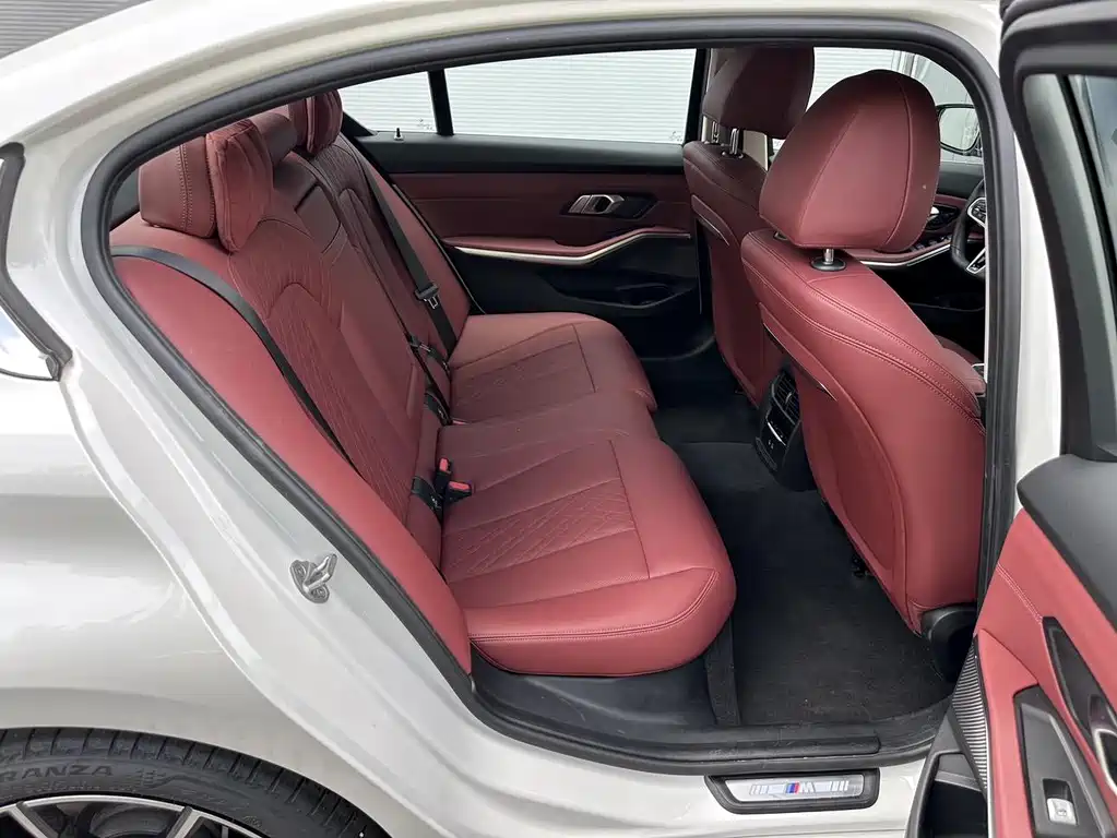 BMW 3 Series — миниатюра 14