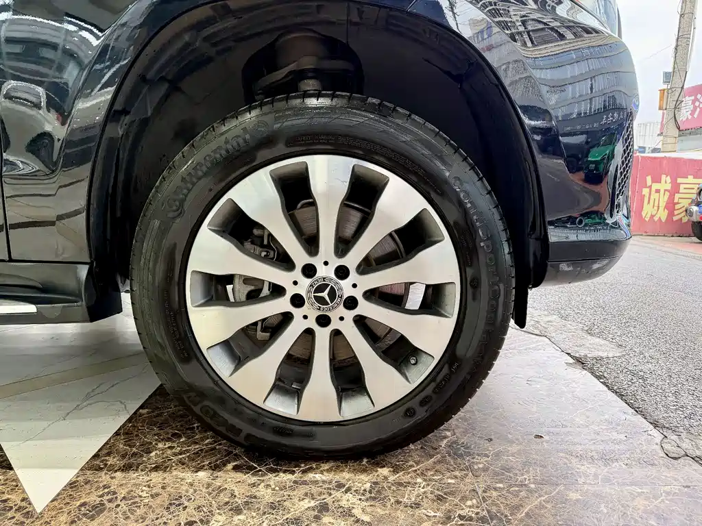 Mercedes-Benz GLS — миниатюра 14
