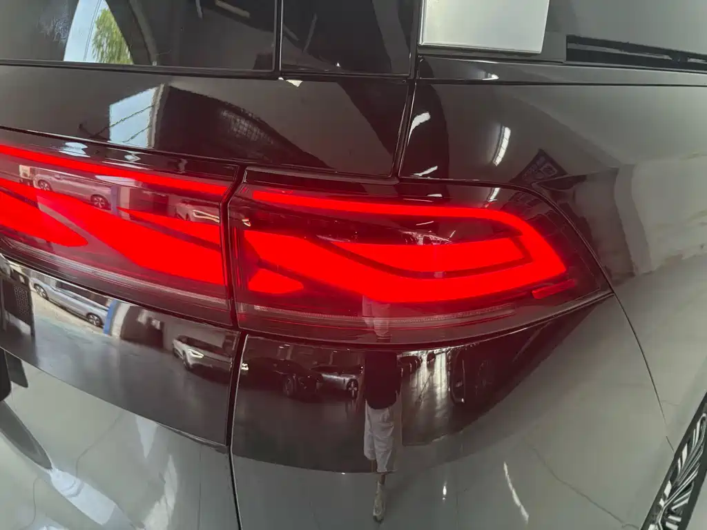 BYD Xia — миниатюра 22