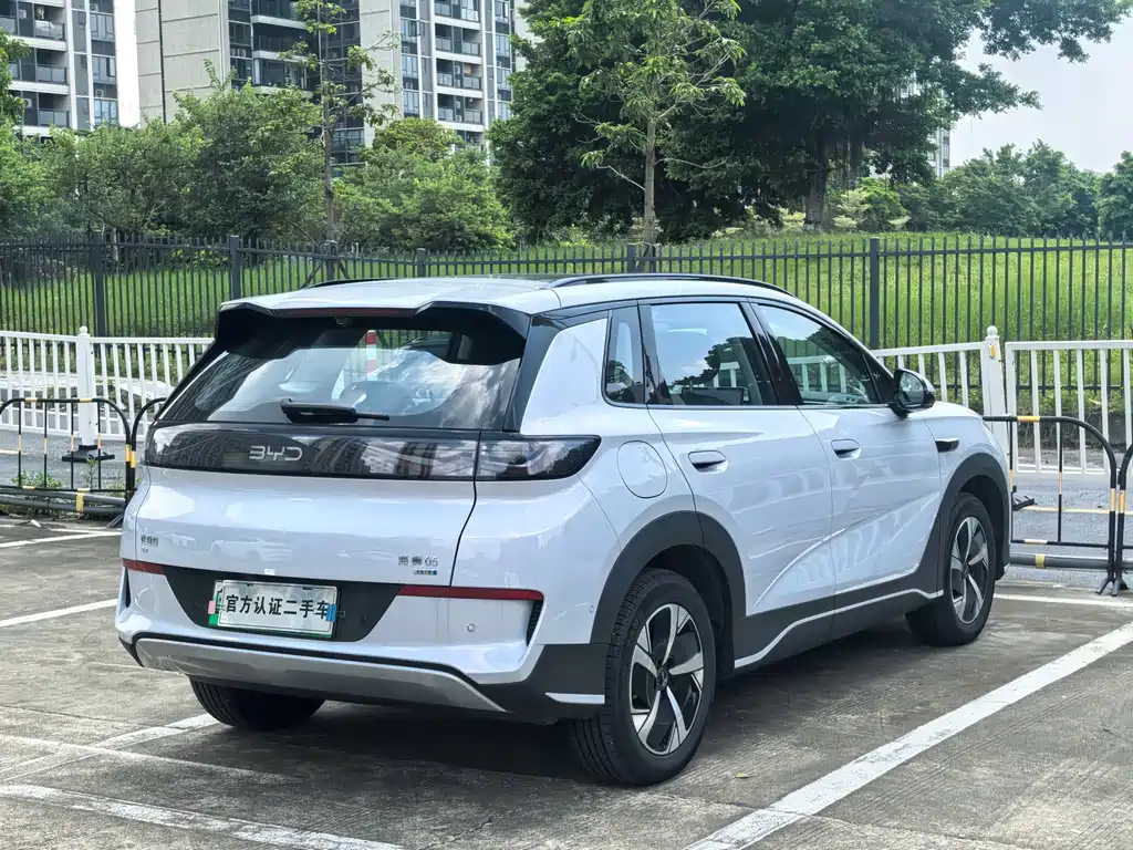 BYD Морской лев 05 EV — миниатюра 17