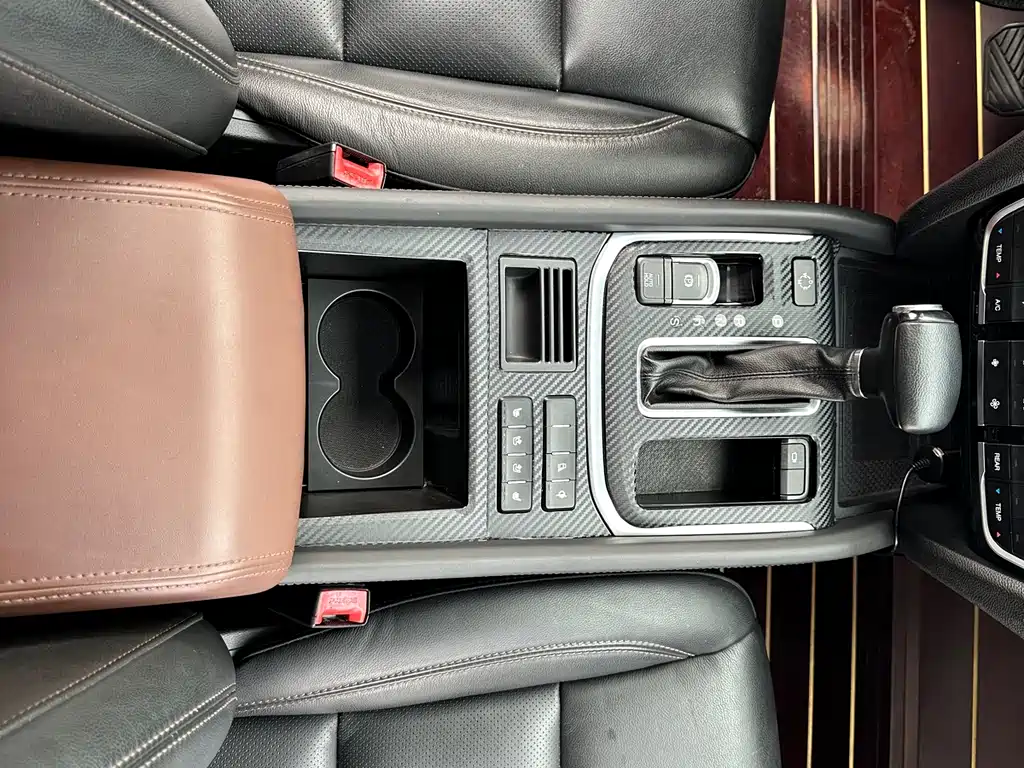 GAC Motor GS8 320T 2WD Luxury Connected Edition （ 7-seat ）, фото 14