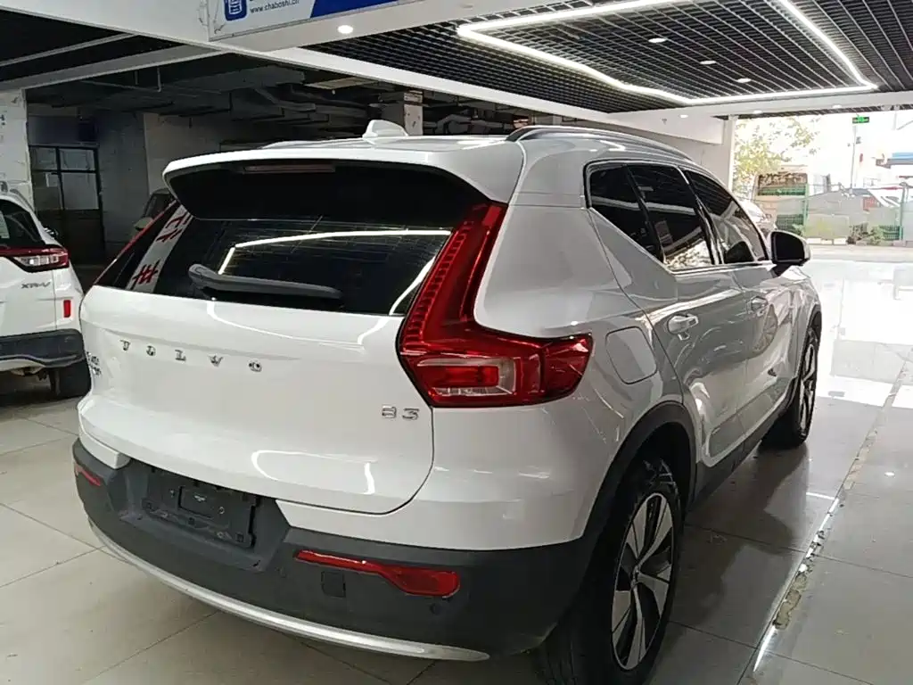 Volvo XC40 — миниатюра 7
