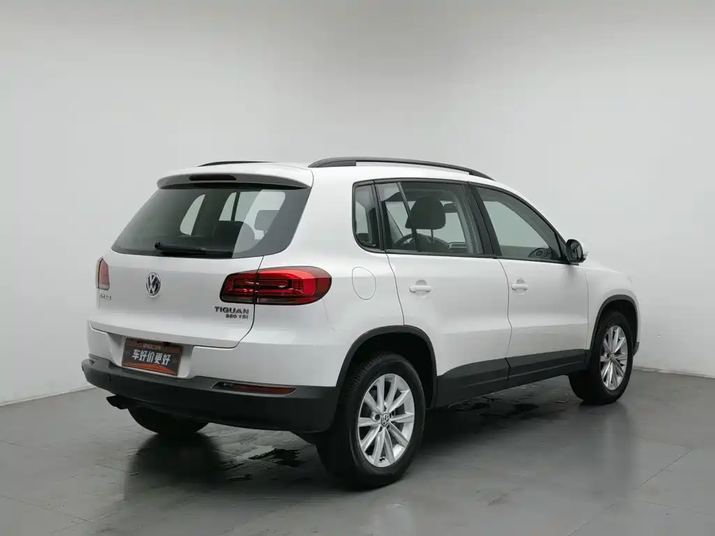 Volkswagen Tiguan — миниатюра 2