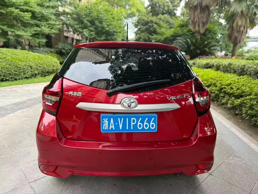 Toyota Vios FS — миниатюра 5