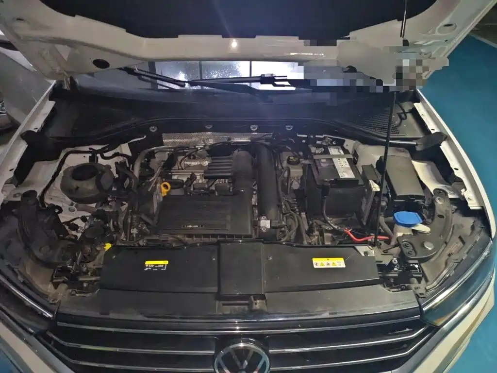 Volkswagen T-Roc — миниатюра 16