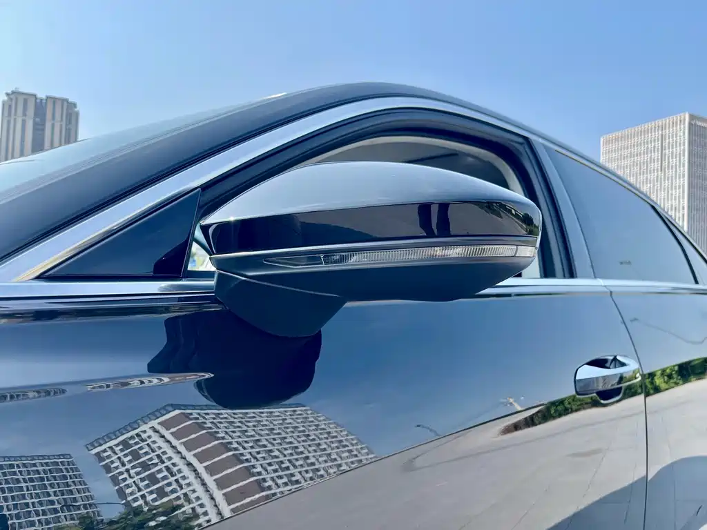 Audi A6L — миниатюра 5