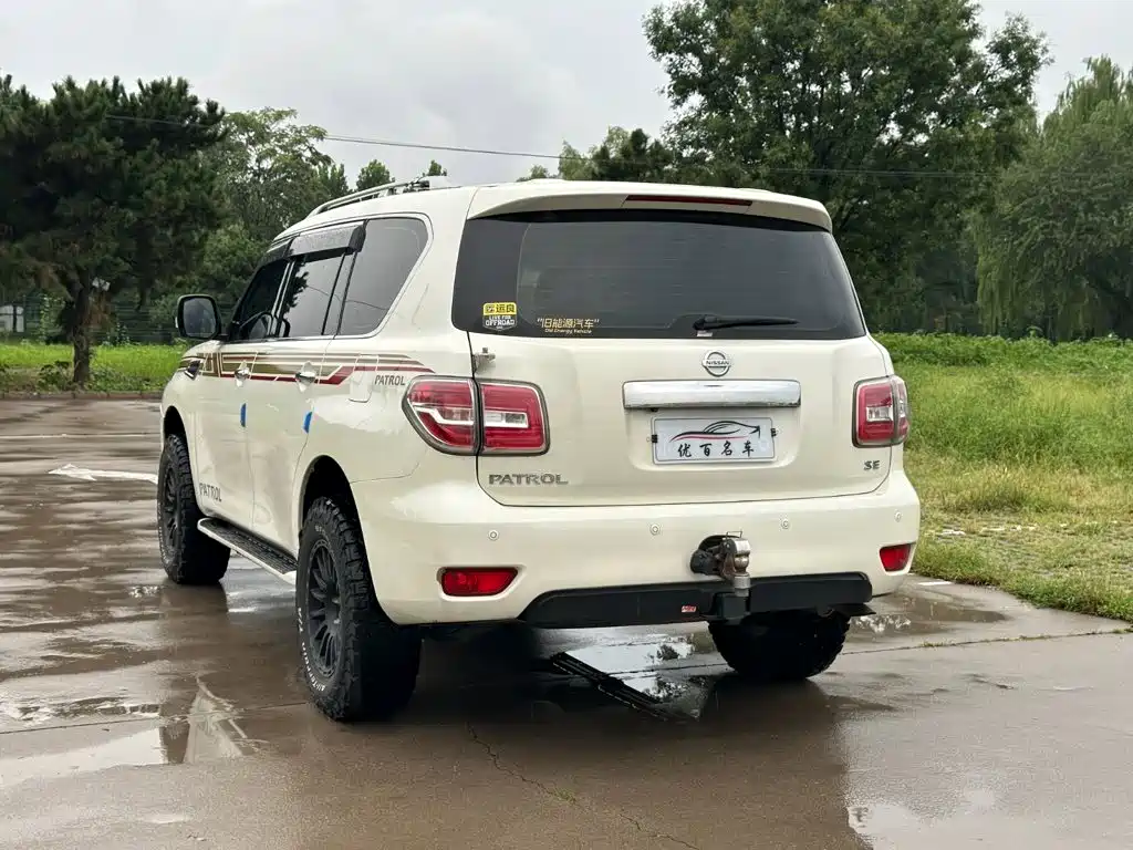 Nissan Patrol — миниатюра 4