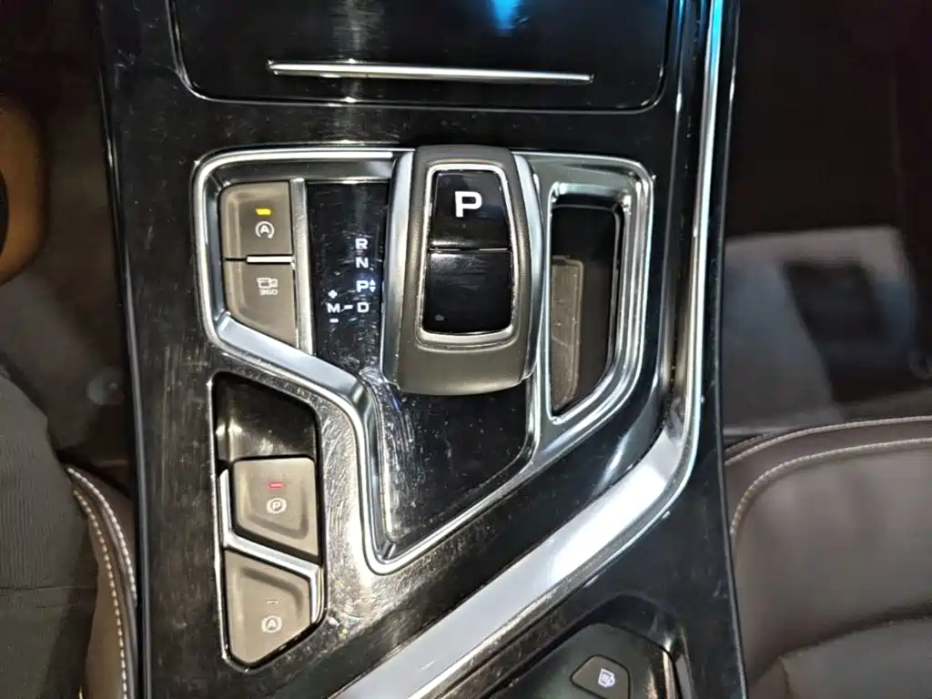 Geely Jia Ji — миниатюра 14