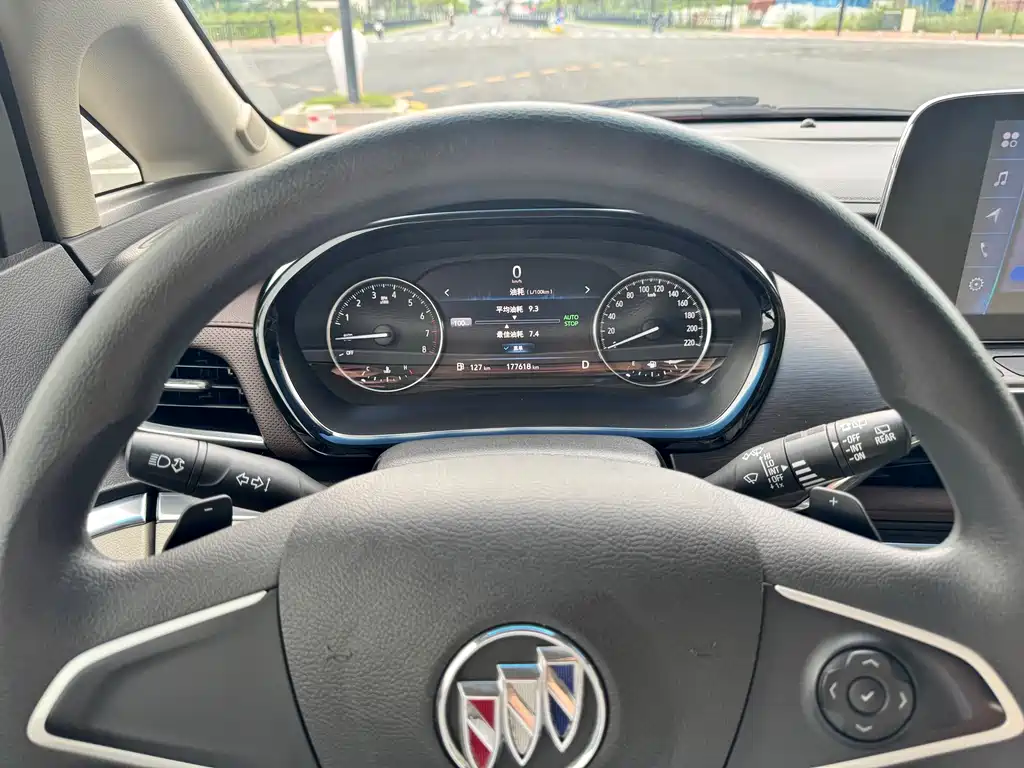Buick GL8 — миниатюра 4