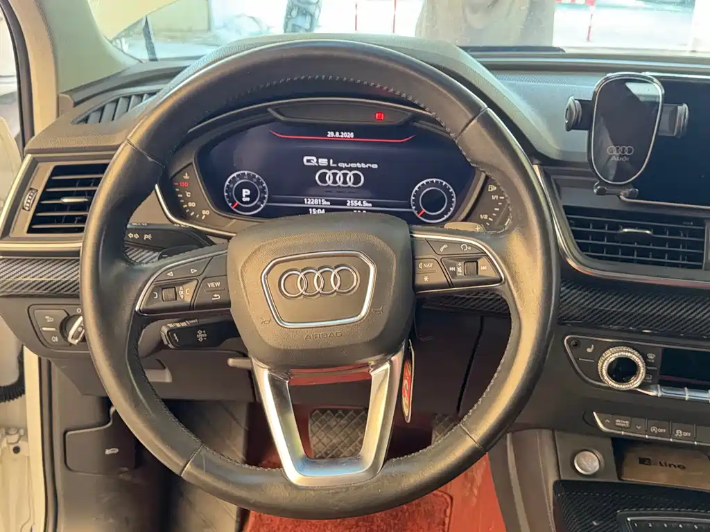 Audi Q5L — миниатюра 7