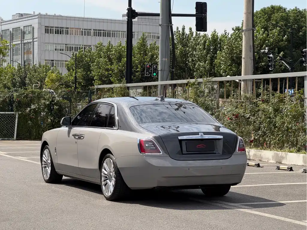 Rolls-Royce Ghost — миниатюра 6