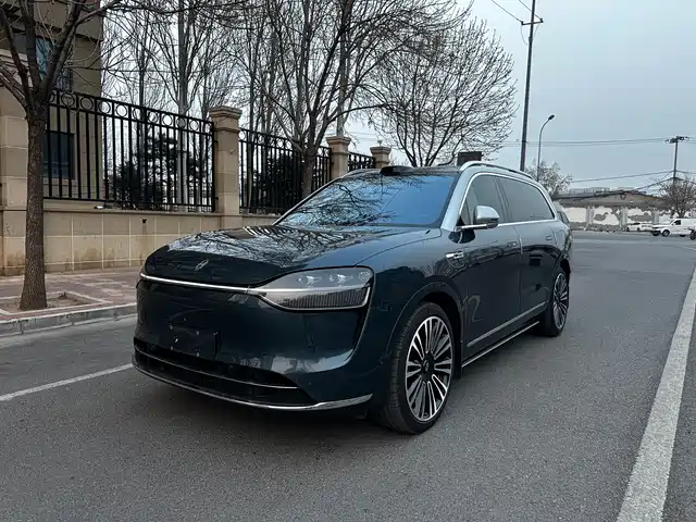 AITO ASK THE WORLD M9 2024