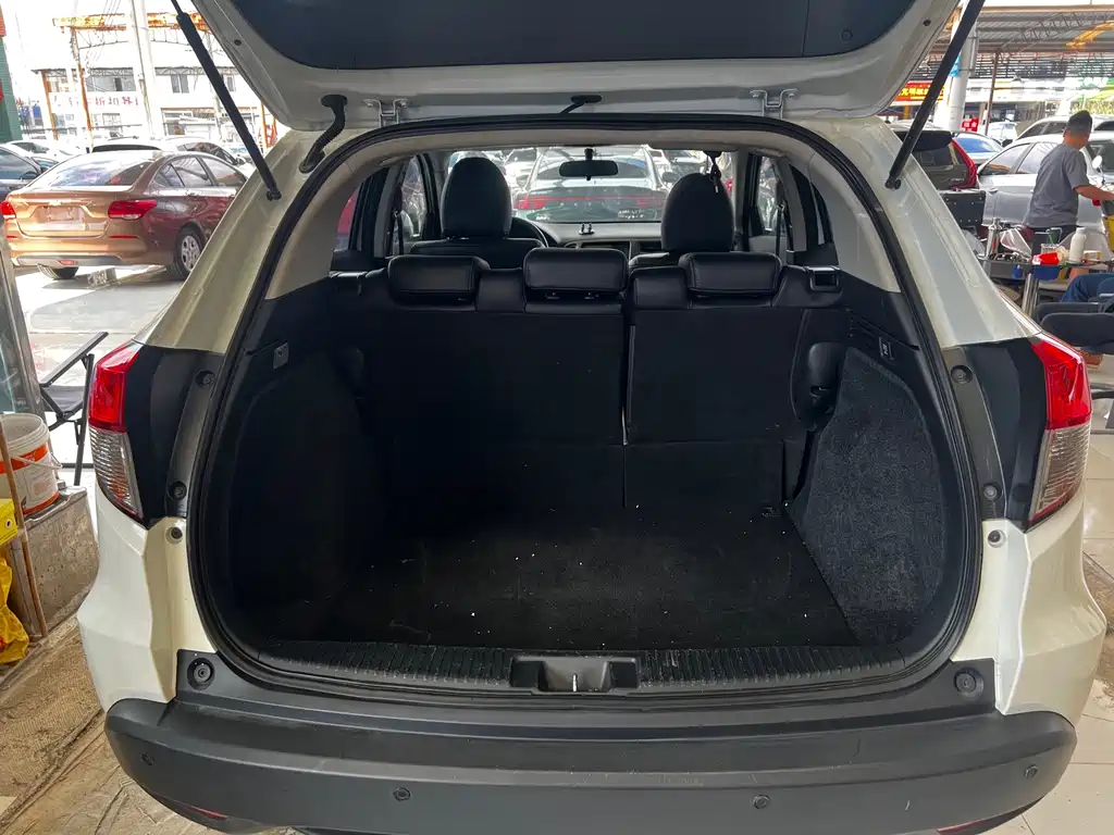 Honda Vezel — миниатюра 12