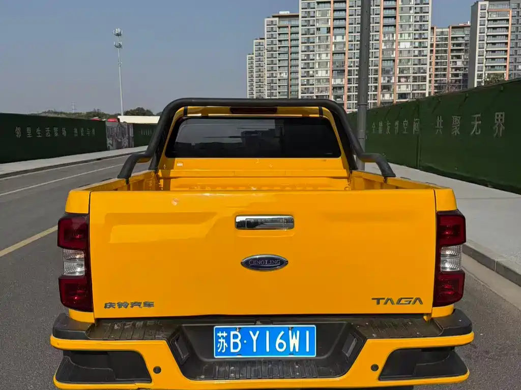 Isuzu TAGA Daga — миниатюра 4