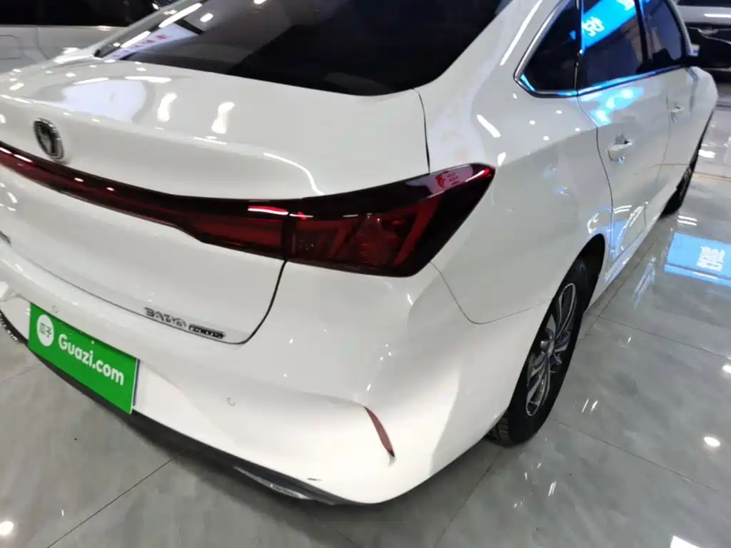 Changan Eado — миниатюра 8