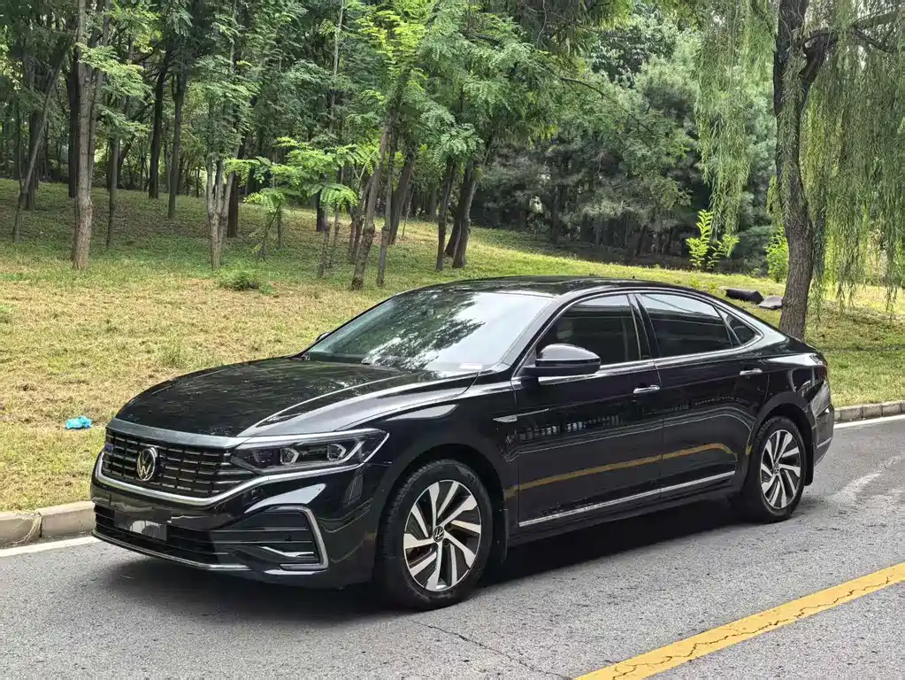Volkswagen Passat PHEV