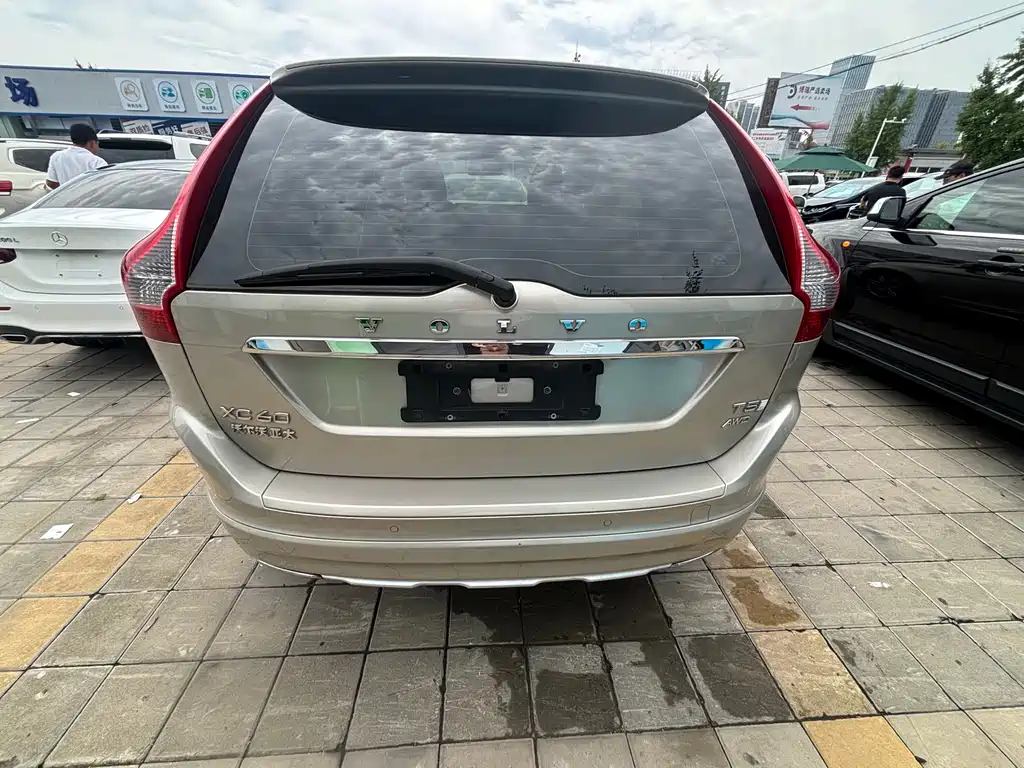 Volvo XC60 — миниатюра 5