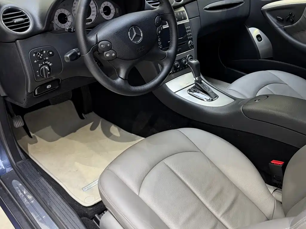 Mercedes-Benz CLK-Class — миниатюра 4