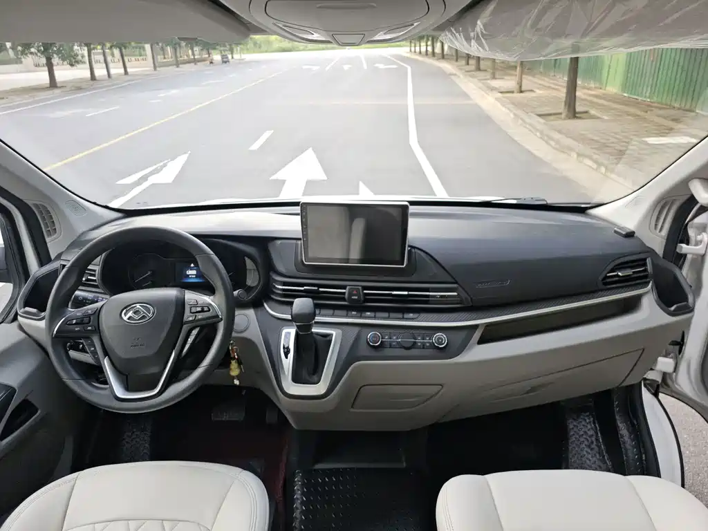 Maxus V90 RV — миниатюра 23