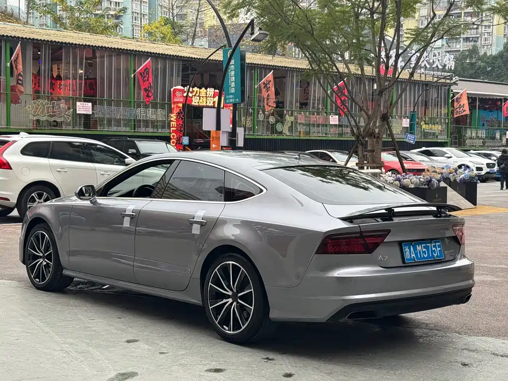 AUDI A7