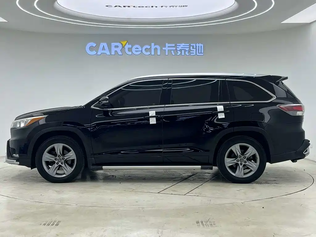 Toyota Highlander — миниатюра 5