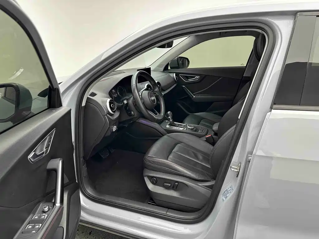 Audi Q2L — миниатюра 8