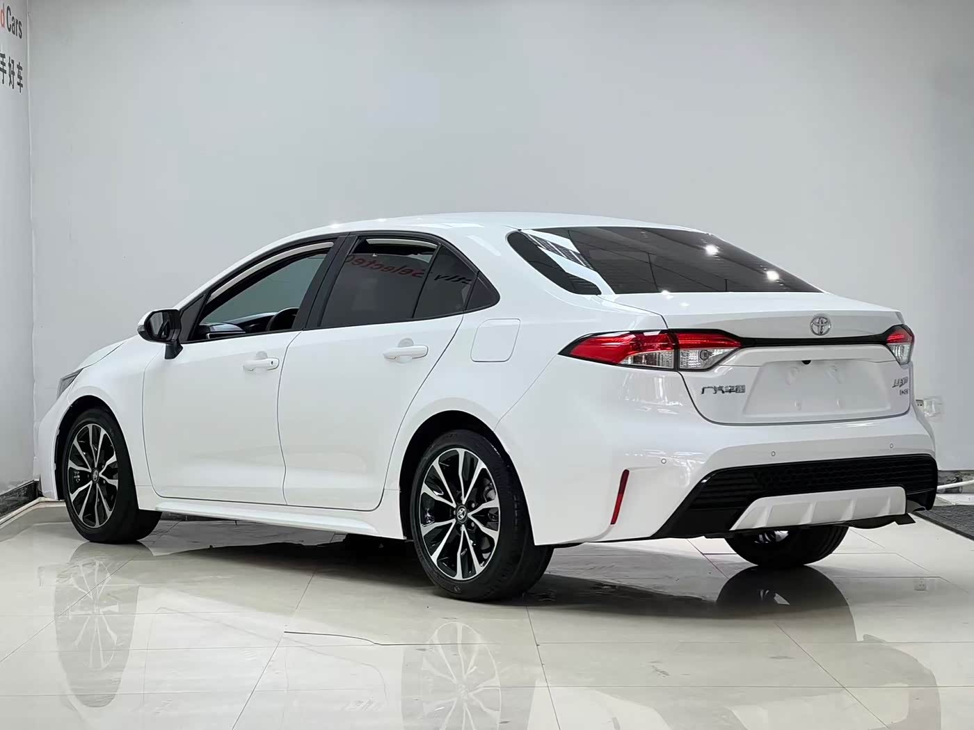 Toyota Levin 1.2 л 2022 г. Белый, пробег 47000 км