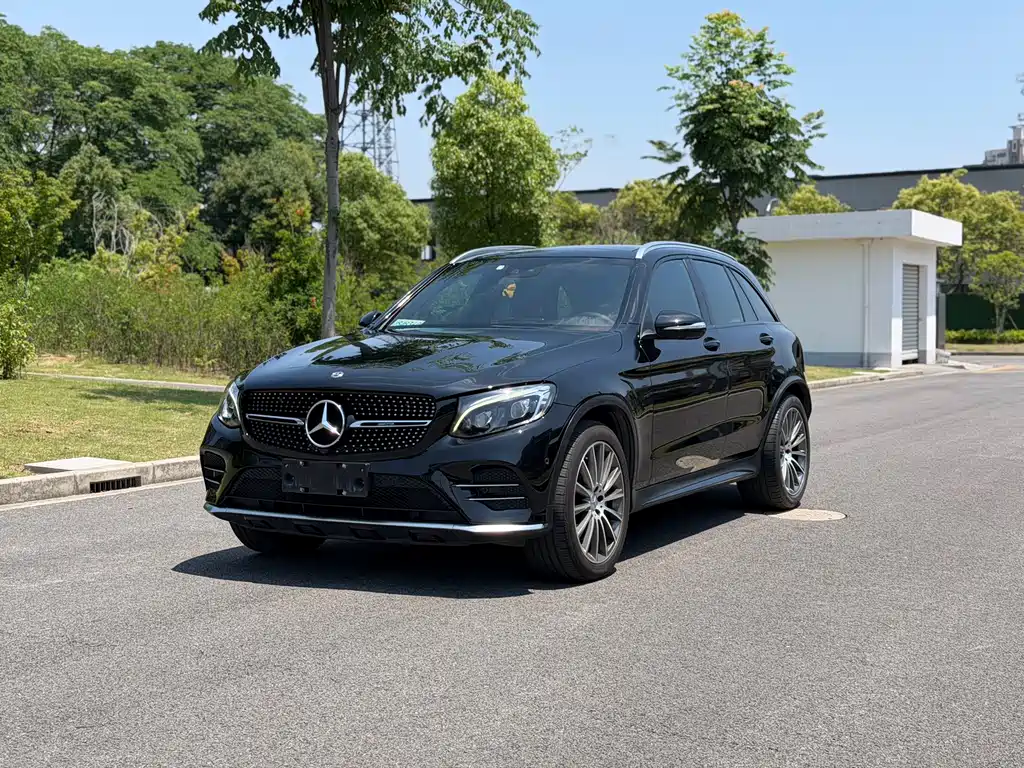 Купить Mercedes-Benz GLC AMG