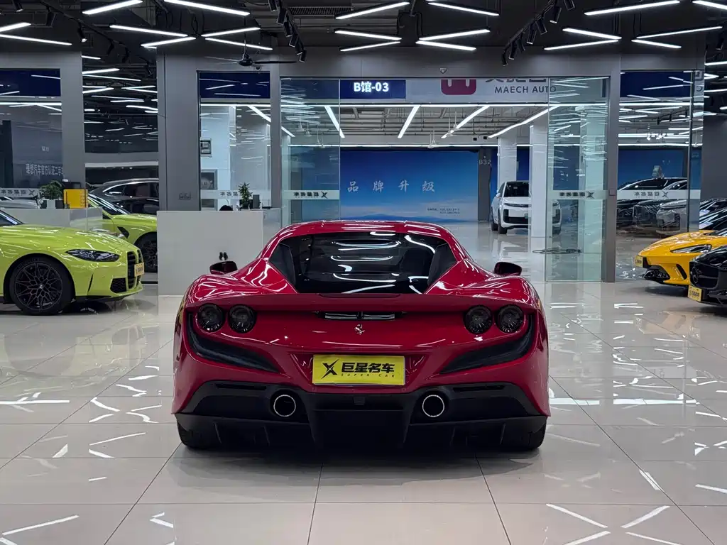 Ferrari F8 — миниатюра 8