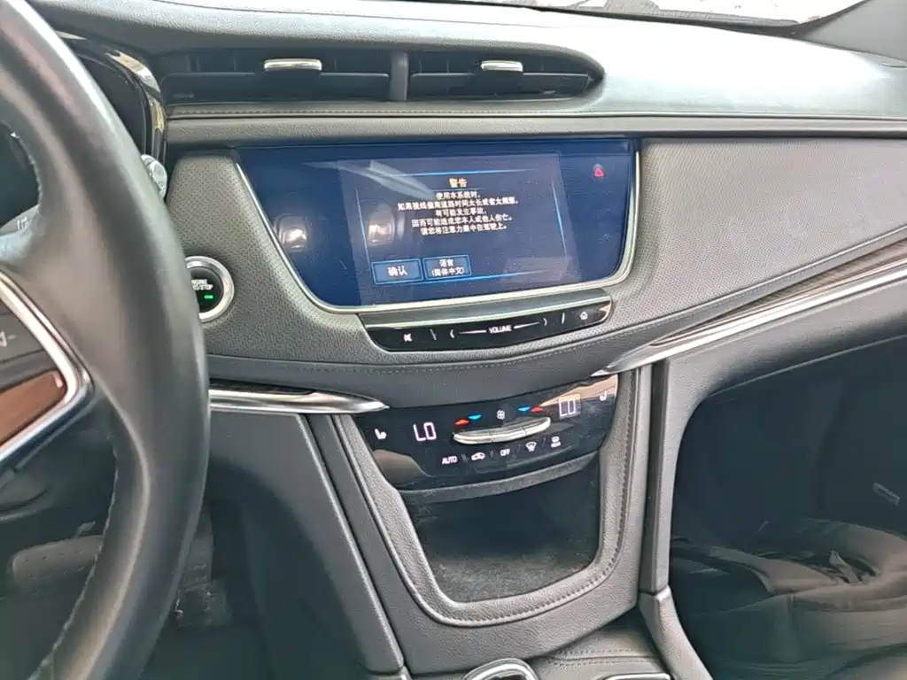Cadillac XT5 — миниатюра 13
