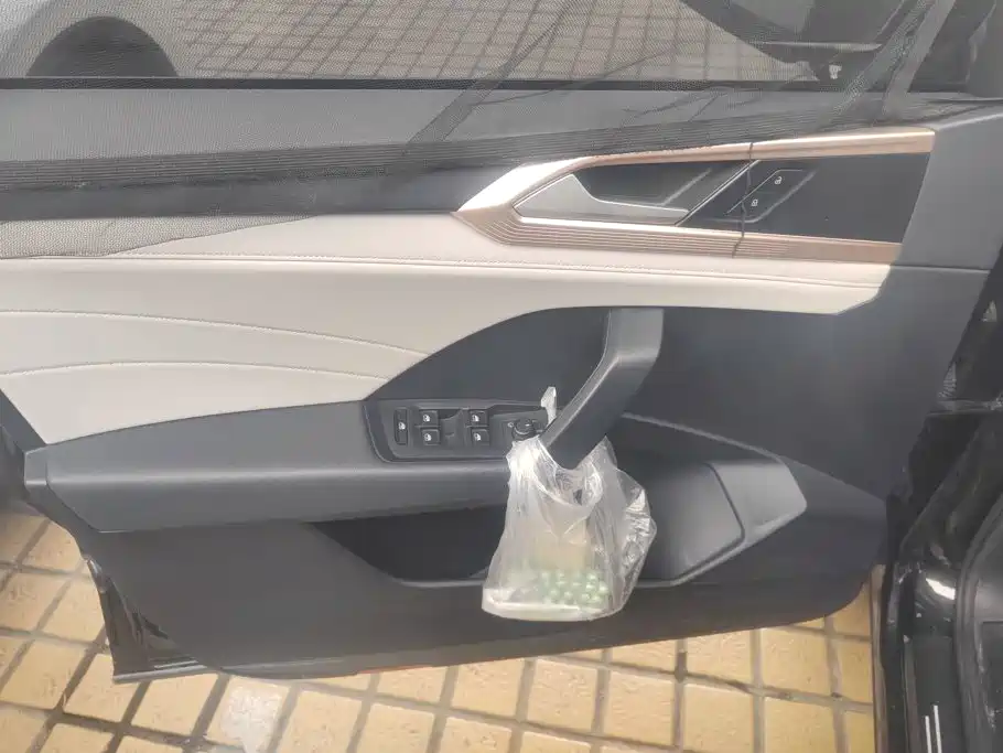 Volkswagen Tharu — миниатюра 7