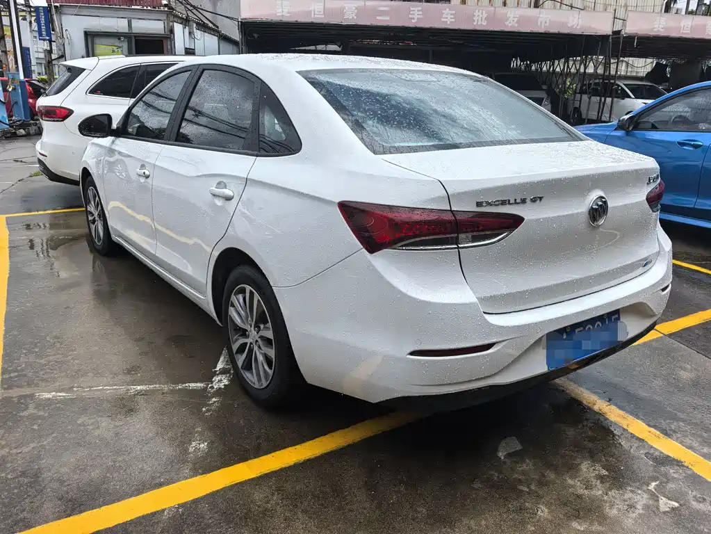 Buick Excelle — миниатюра 5