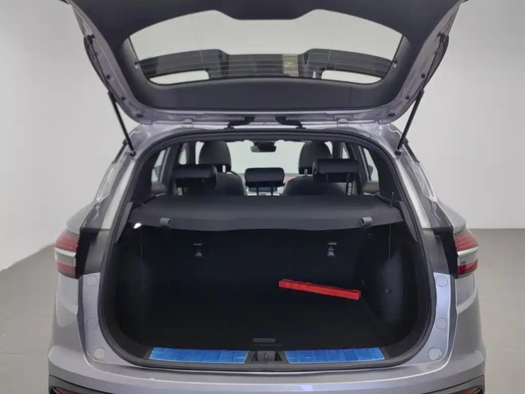 Geely Binyue — миниатюра 16