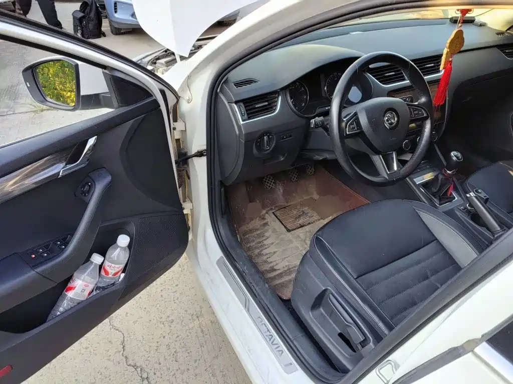 Skoda Octavia — миниатюра 17