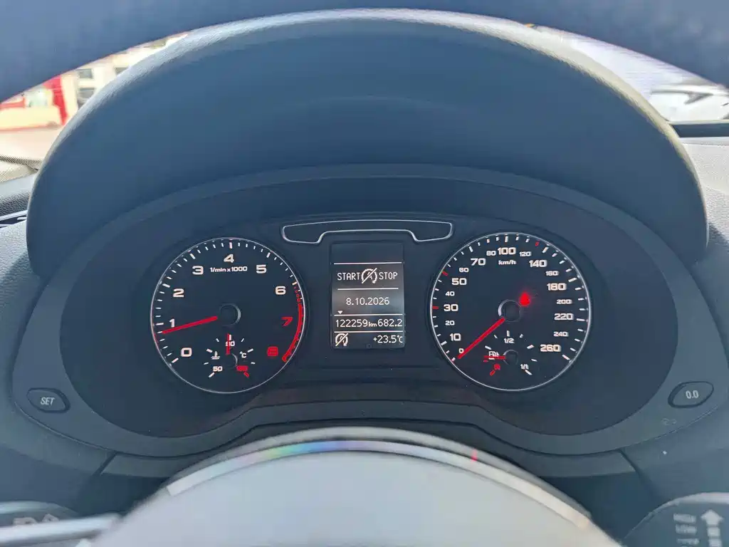 Audi Q3 — миниатюра 12