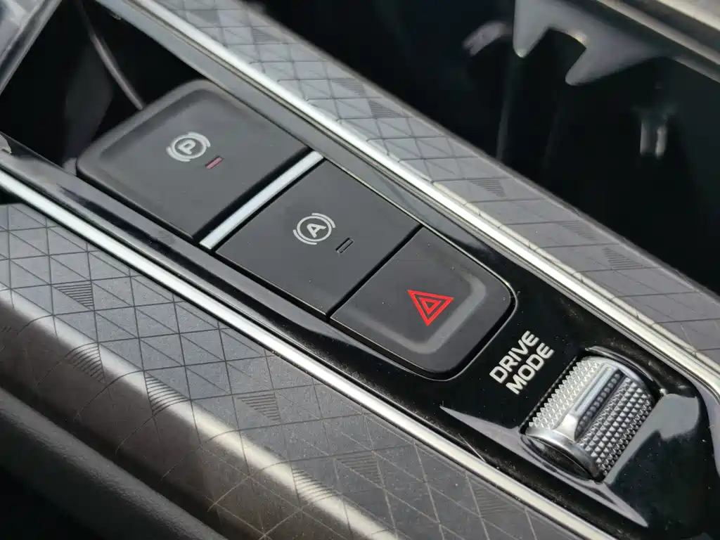 Geely Xingrui — миниатюра 18