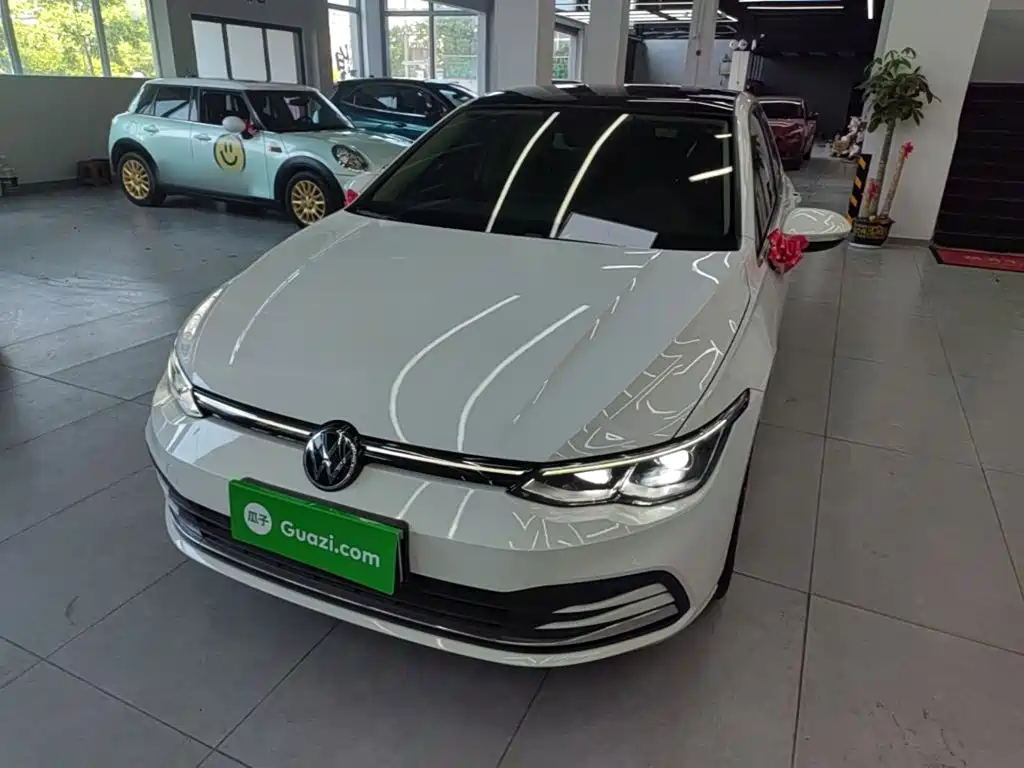 Volkswagen Golf — миниатюра 2
