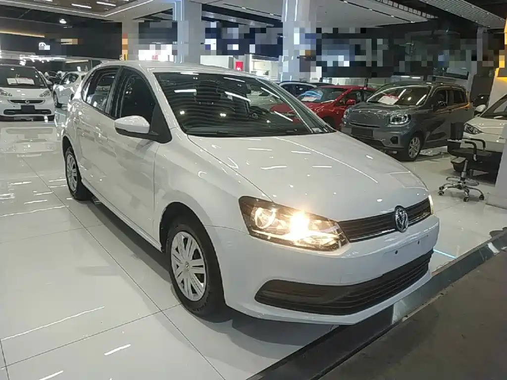 Volkswagen Polo — миниатюра 4