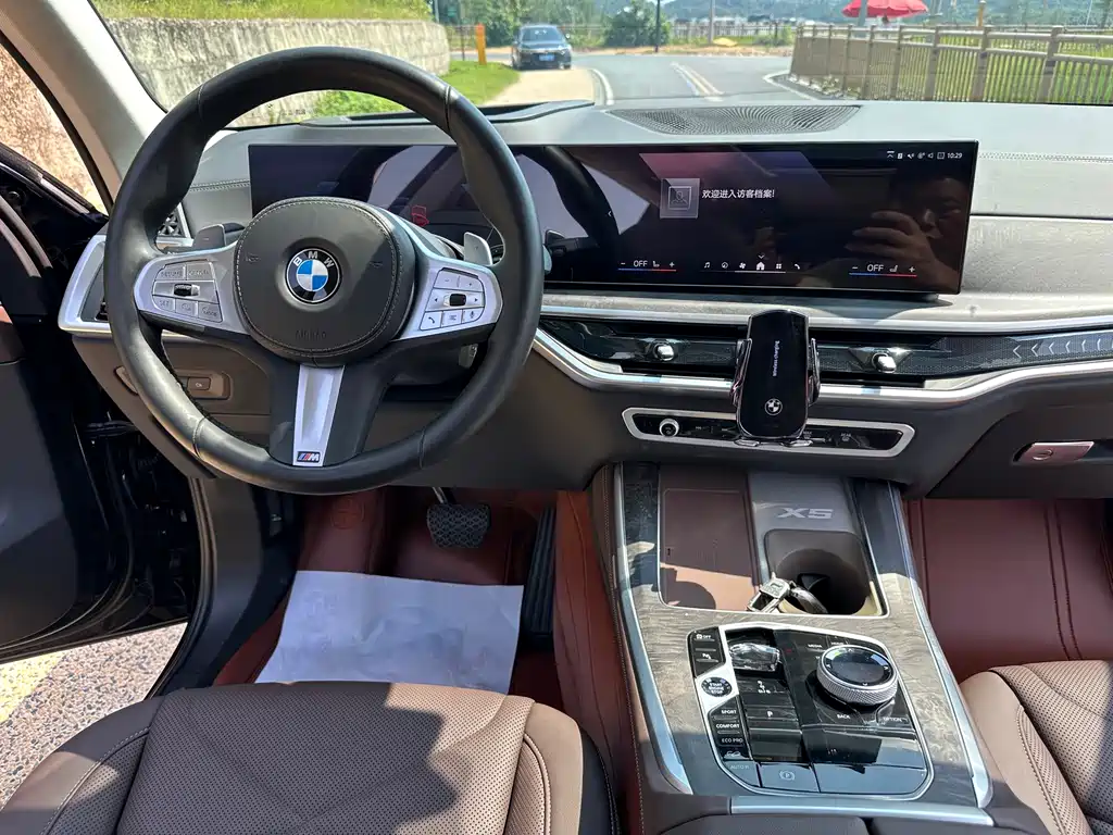 BMW X5 — миниатюра 14