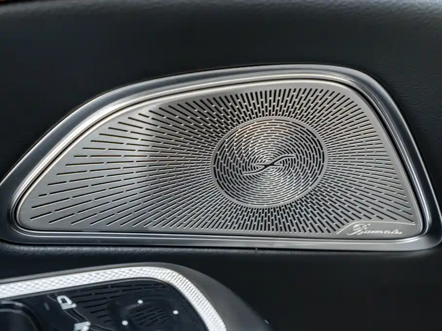 Mercedes-Benz E-Class — миниатюра 23